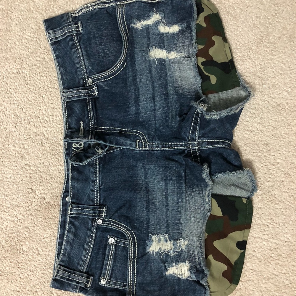 Rock and roll shorts